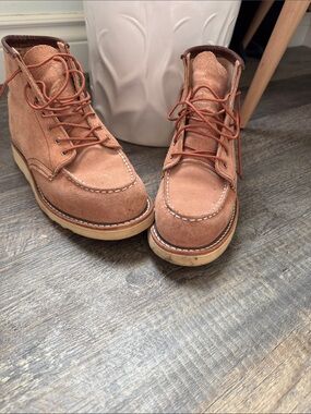 Red Wing Shoes Women's Suede Chukka Boots - Tan